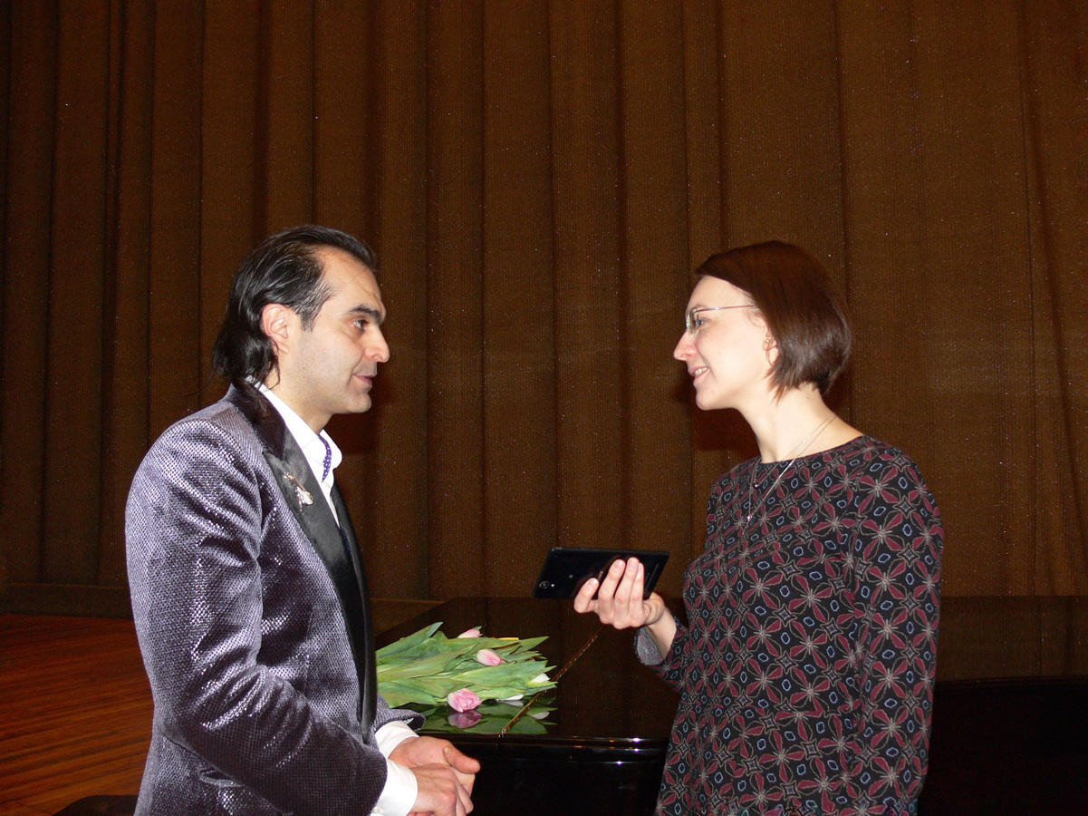 Азербайджанский скрипач-виртуоз зажег огонь в глазах российских детей (ФОТО)