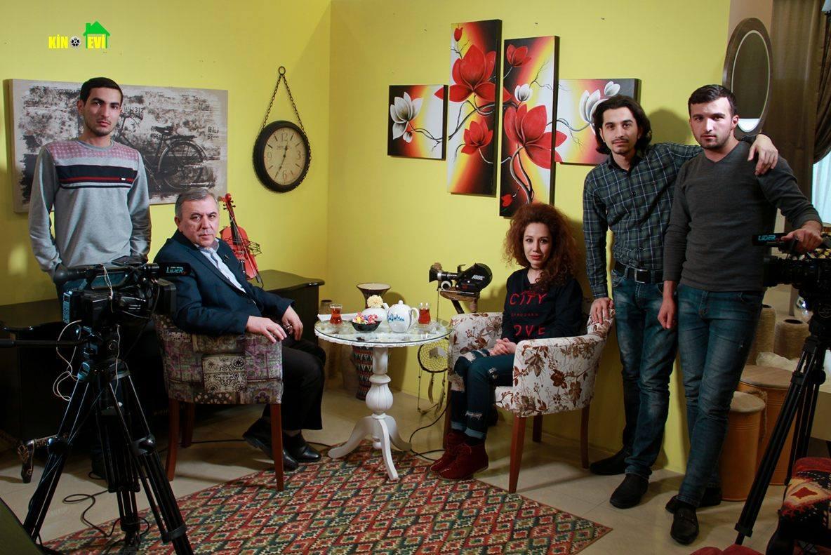 Жерар Депардье в объективе азербайджанской телеведущей ( ВИДЕО,ФОТО)