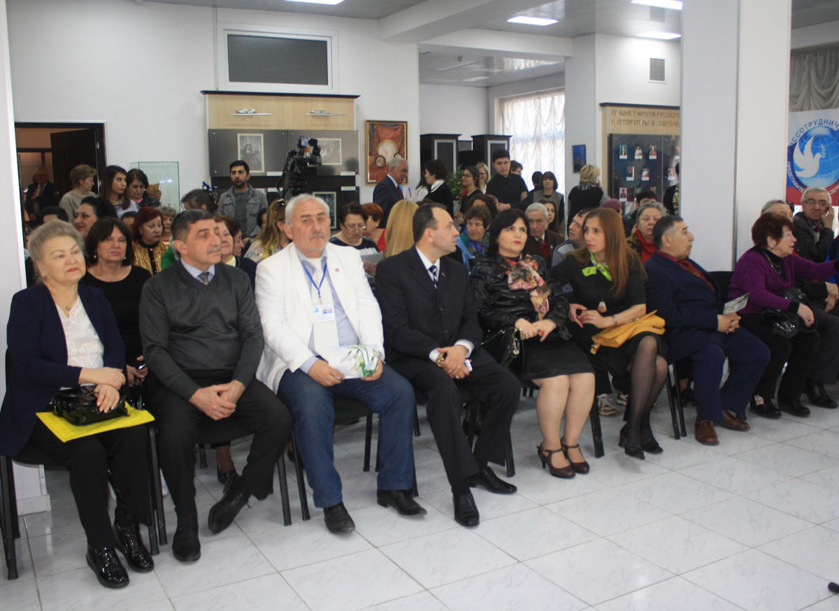 "Нет земли роднее": 90-летие Мстислава Ростроповича отметили в Баку (ФОТО)