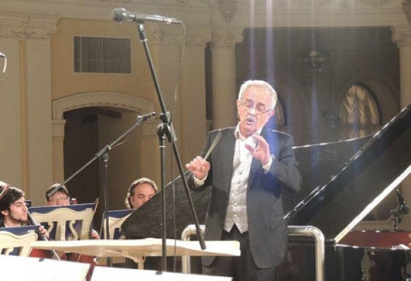 В Баку почтят память известного дирижера Азада Алиева