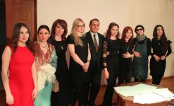 Поэзия "Беспредела" в Баку: молоды, талантливы, непредсказуемы…(ФОТО)