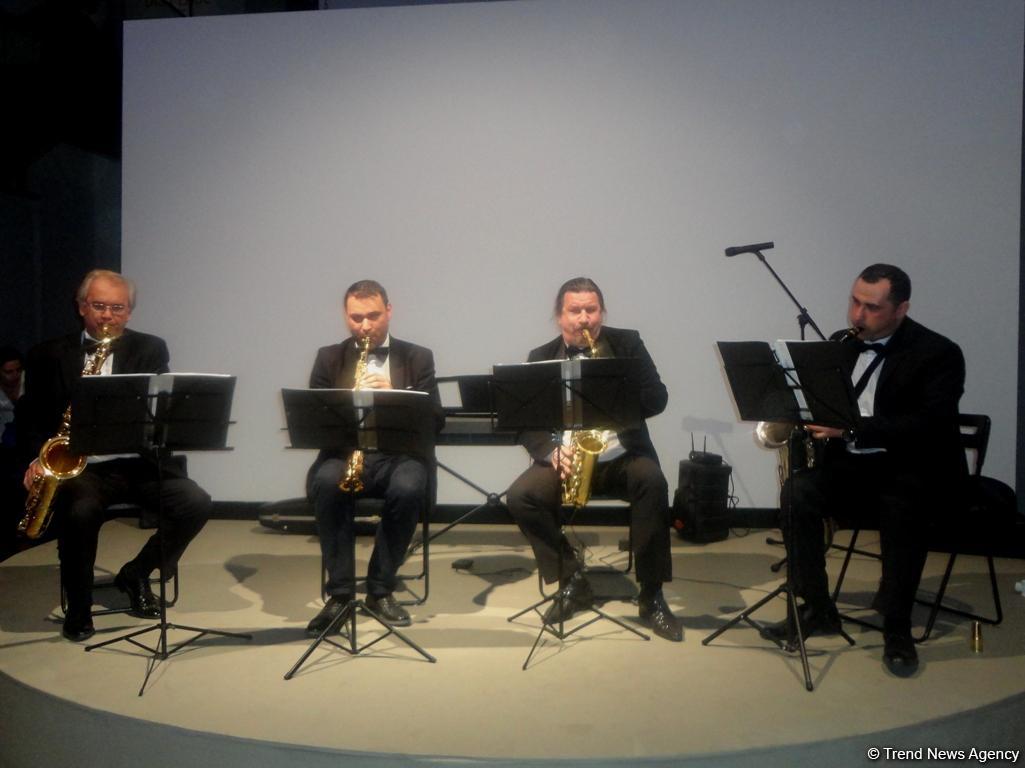 Пространство Современного Искусства YARAT провело мероприятие "Не обманывайся" с участием Эюба Ягубова (ФОТО)