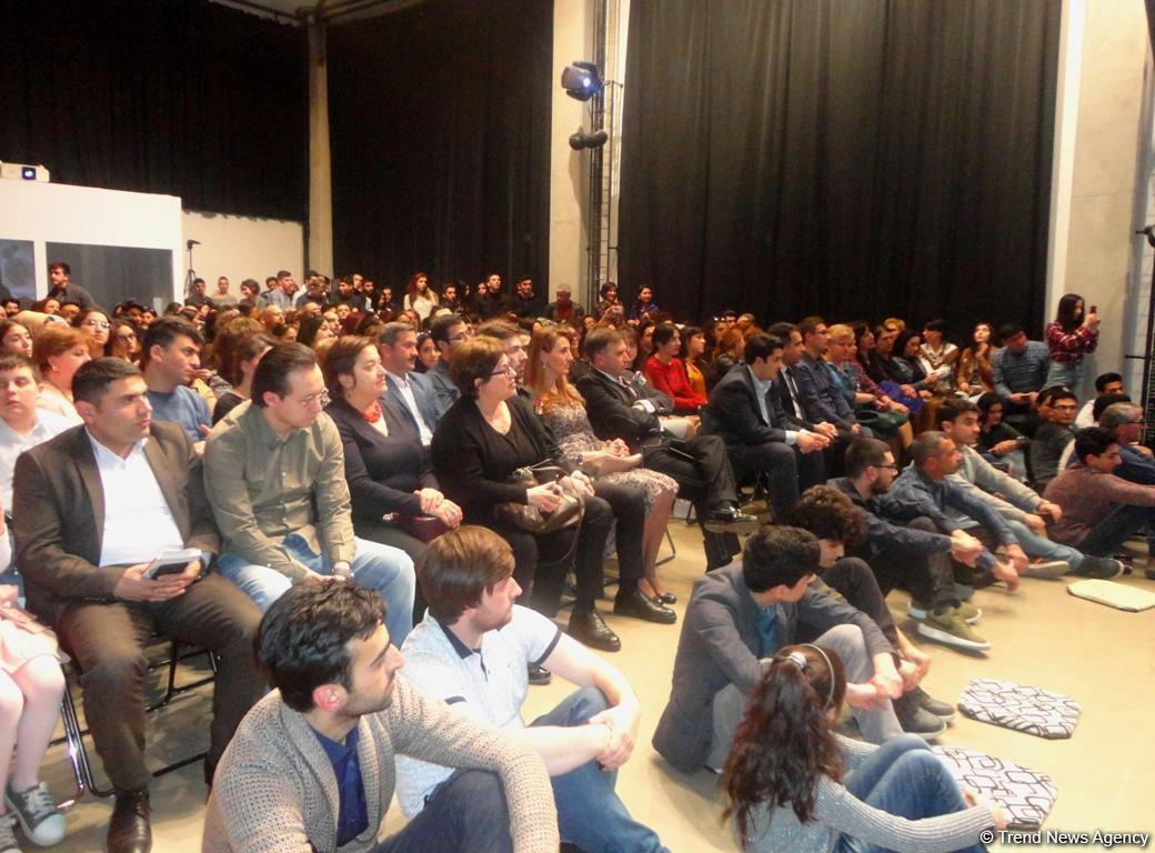 Пространство Современного Искусства YARAT провело мероприятие "Не обманывайся" с участием Эюба Ягубова (ФОТО)