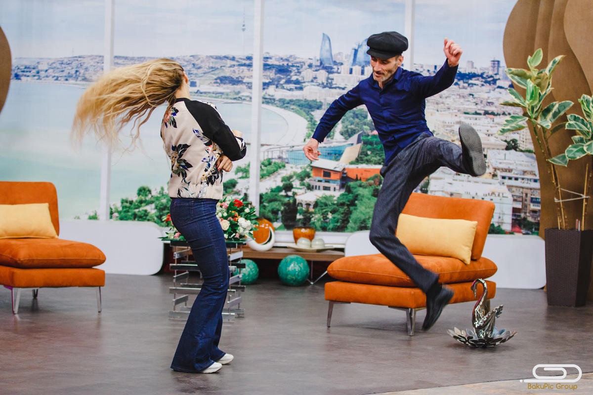 Звезда соцсетей – танцор Захид Гулиев "зажег" в прямом эфире (ВИДЕО, ФОТО)