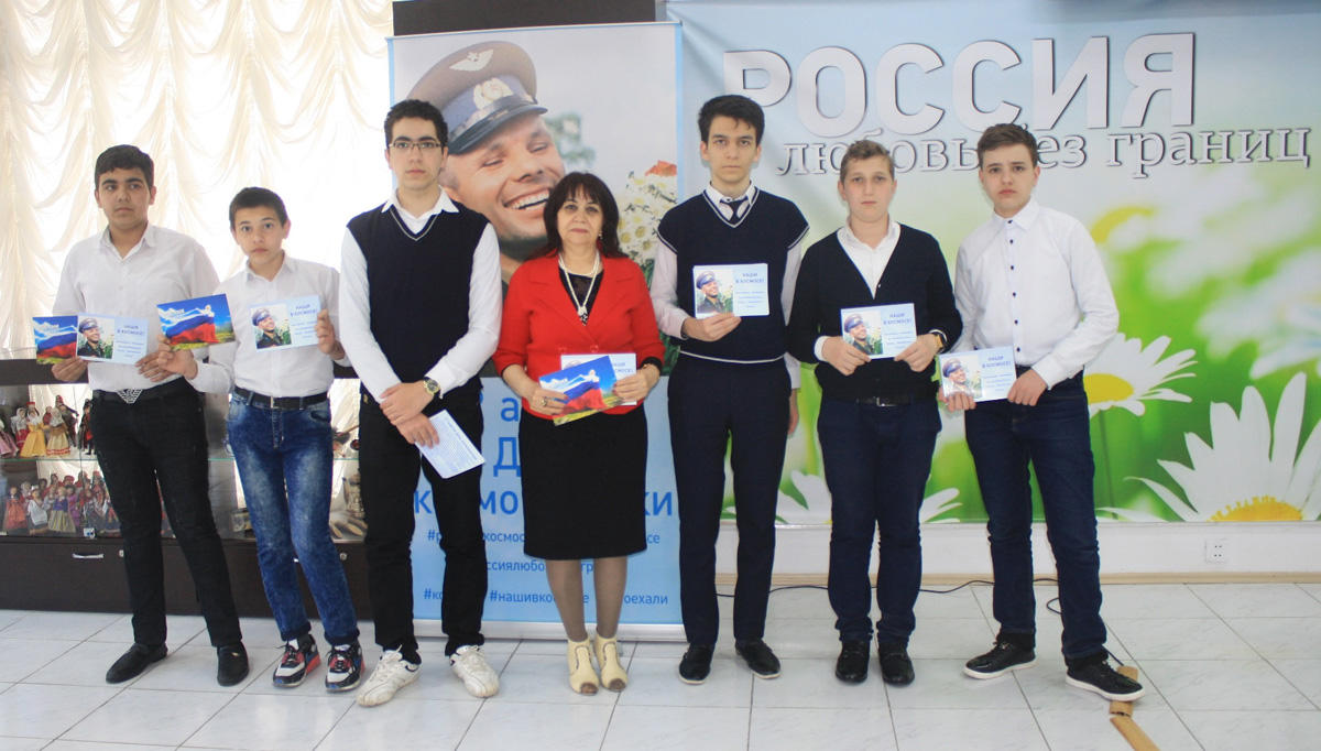 В Баку открылась фотовыставка "25 лет дипломатических отношений: Россия – Азербайджан" (ФОТО)