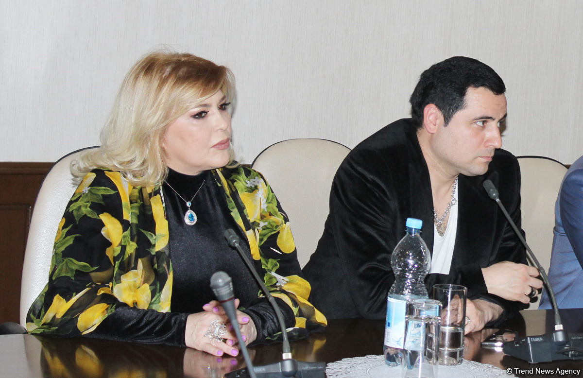 Надо просто любить, как Асли и Керем… - новый клип Джейхуна Керимова и Васифа Магеррамли (ВИДЕО, ФОТО)