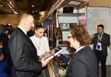 Президент Ильхам Алиев и Первая леди Мехрибан Алиева ознакомились с XVI Азербайджанской международной выставкой туризма и путешествий (ФОТО)