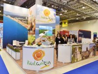 Президент Ильхам Алиев и Первая леди Мехрибан Алиева ознакомились с XVI Азербайджанской международной выставкой туризма и путешествий (ФОТО)