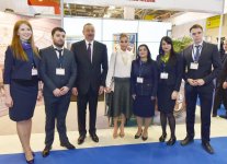 Президент Ильхам Алиев и Первая леди Мехрибан Алиева ознакомились с XVI Азербайджанской международной выставкой туризма и путешествий (ФОТО)