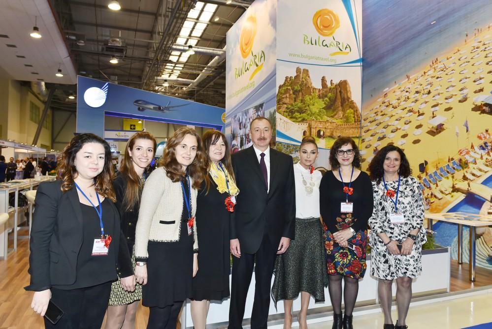 Президент Ильхам Алиев и Первая леди Мехрибан Алиева ознакомились с XVI Азербайджанской международной выставкой туризма и путешествий (ФОТО)