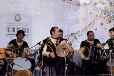 Праздничное открытие Бакинского шопинг-фестиваля в Ичери Шехер (ФОТО)