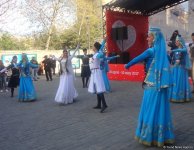 Праздничное открытие Бакинского шопинг-фестиваля в Ичери Шехер (ФОТО)