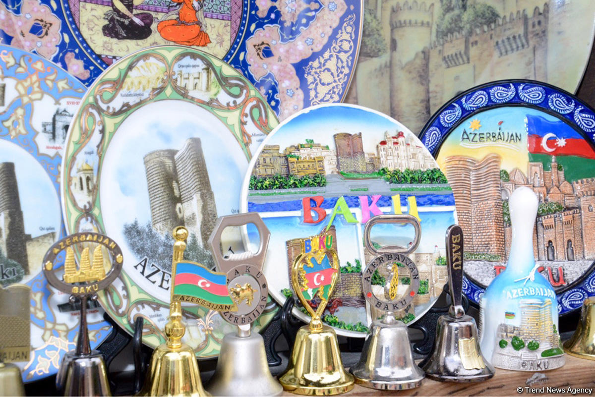 Праздничное открытие Бакинского шопинг-фестиваля в Ичери Шехер (ФОТО)