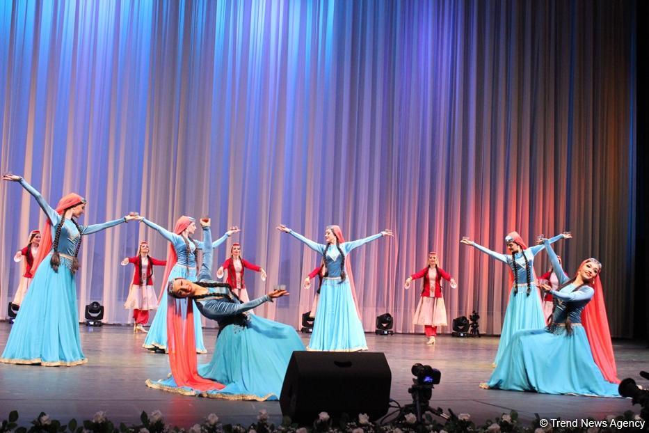 Гостям Исламиады будут представлены зажигательные национальные танцы  (ФОТО/ВИДЕО)