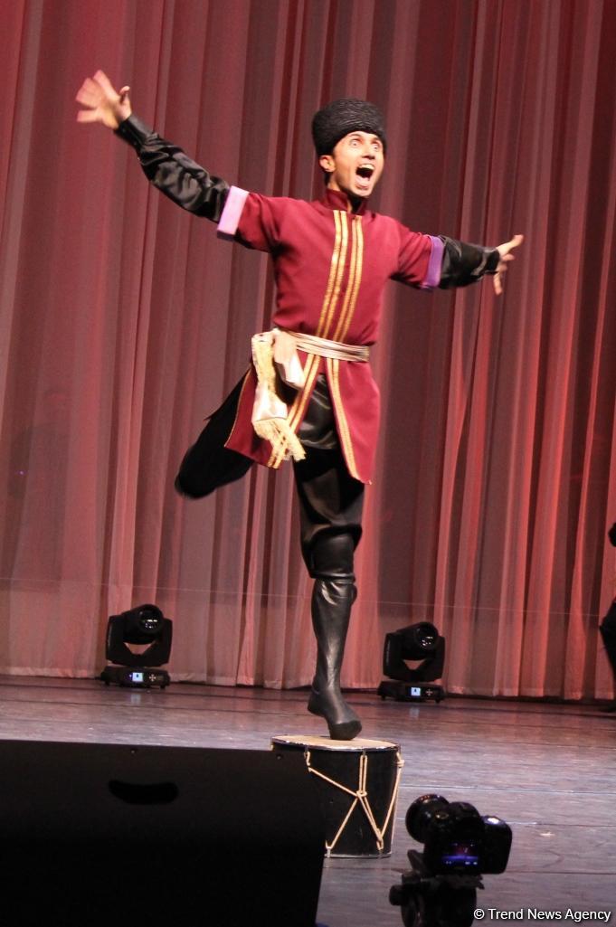 Гостям Исламиады будут представлены зажигательные национальные танцы  (ФОТО/ВИДЕО)