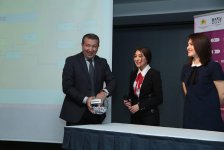 В Баку прошла торжественная презентация проекта "Кубок молодежи", посвященного Исламиаде (ФОТО)