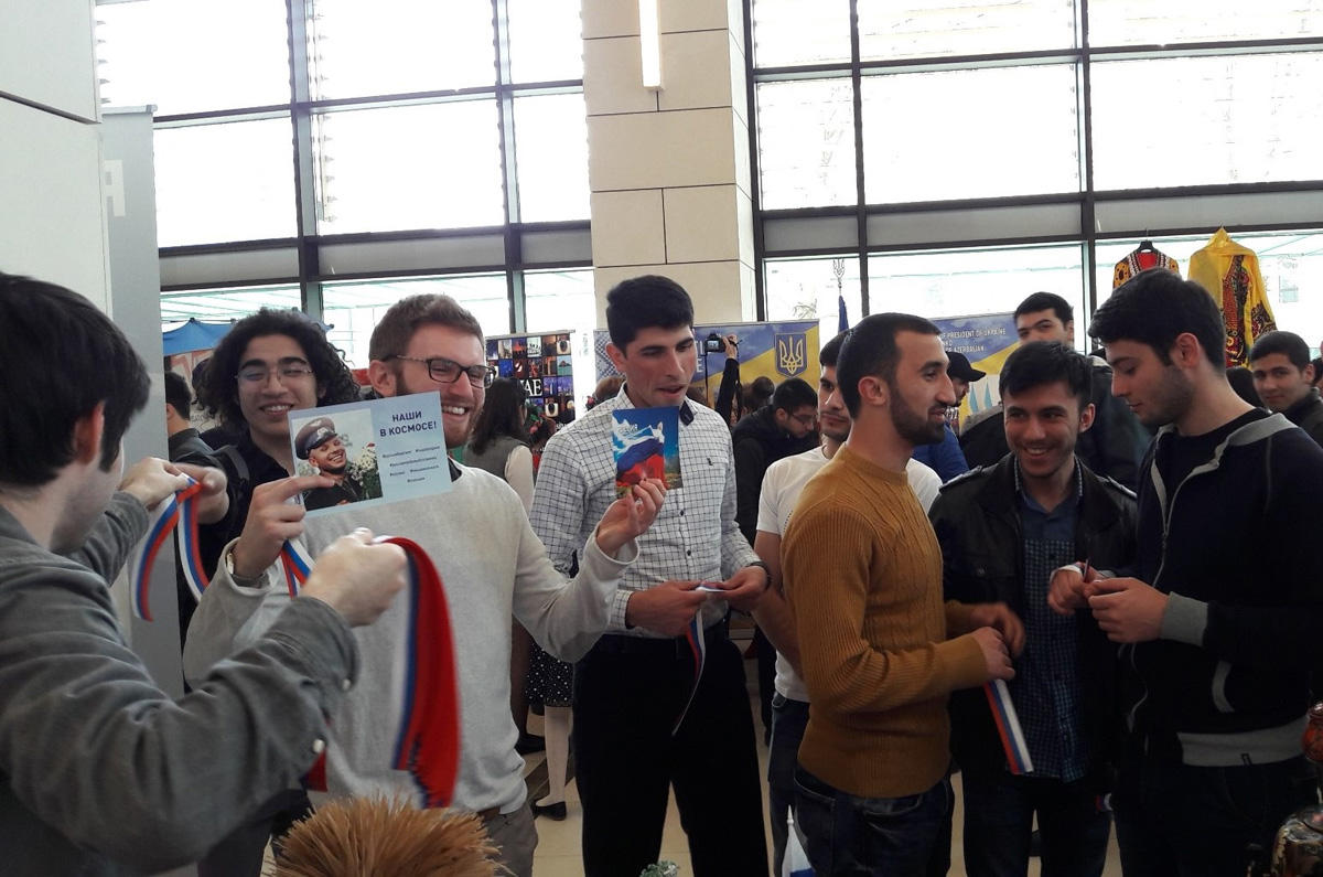 С любовью из России в Азербайджан (ФОТО)