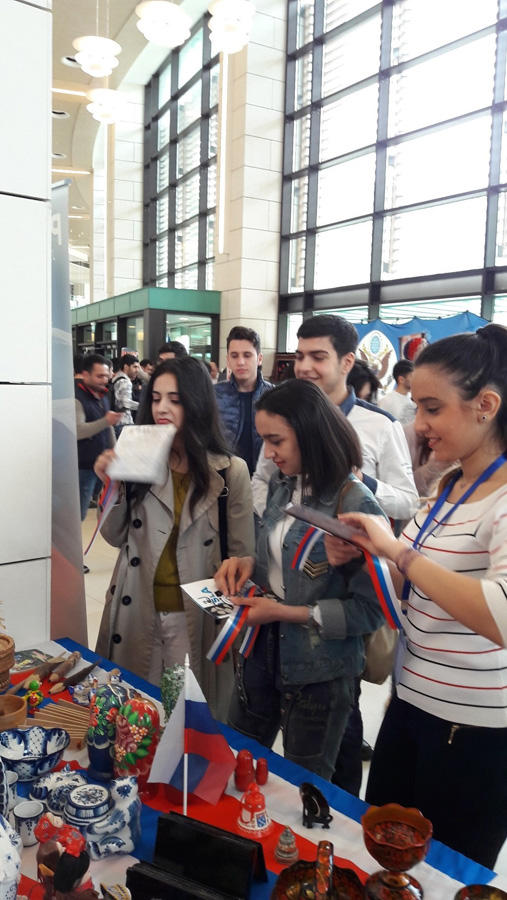 С любовью из России в Азербайджан (ФОТО)