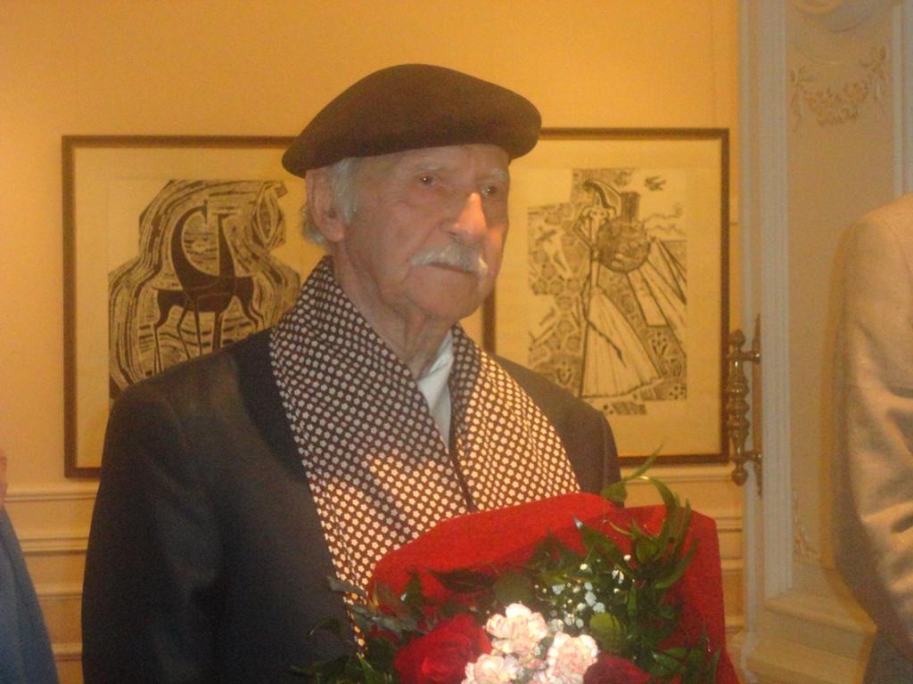 Мастер верный своим идеалам: выставка новых картин 86-летнего Алтая Гаджиева (ФОТО)