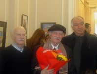 Мастер верный своим идеалам: выставка новых картин 86-летнего Алтая Гаджиева (ФОТО)
