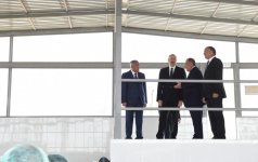 Президент Ильхам Алиев принял участие в открытии Варваринского предприятия по разведению рыбы (ФОТО) (версия 2)