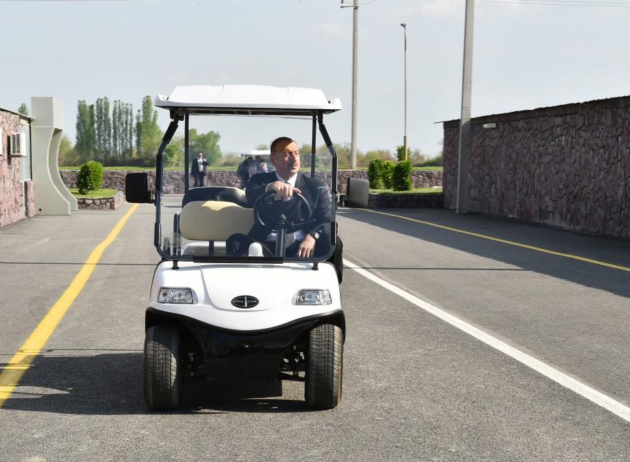 Президент Ильхам Алиев принял участие в открытии Варваринского предприятия по разведению рыбы (ФОТО) (версия 2)