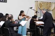 В Баку юные музыканты продемонстрировали свои достижения (ФОТО)