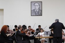 В Баку юные музыканты продемонстрировали свои достижения (ФОТО)