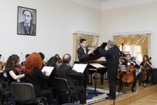 В Баку юные музыканты продемонстрировали свои достижения (ФОТО)