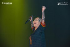 Вечерний Баку наполнился потрясающей энергетикой Наргиз Закировой (ФОТО)