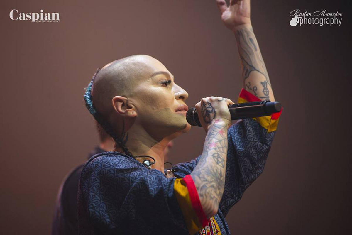 Вечерний Баку наполнился потрясающей энергетикой Наргиз Закировой (ФОТО)