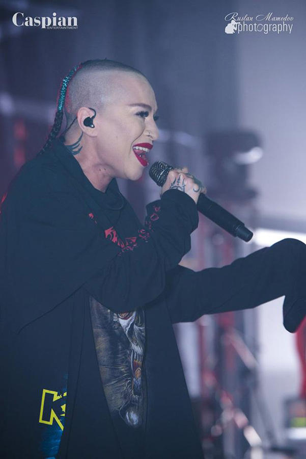 Вечерний Баку наполнился потрясающей энергетикой Наргиз Закировой (ФОТО)