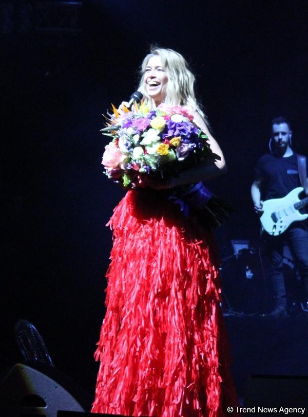 Баку – город №1: Лучшие друзья девушек – это не бриллианты, а азербайджанцы – концерт Веры Брежневой (ФОТО)