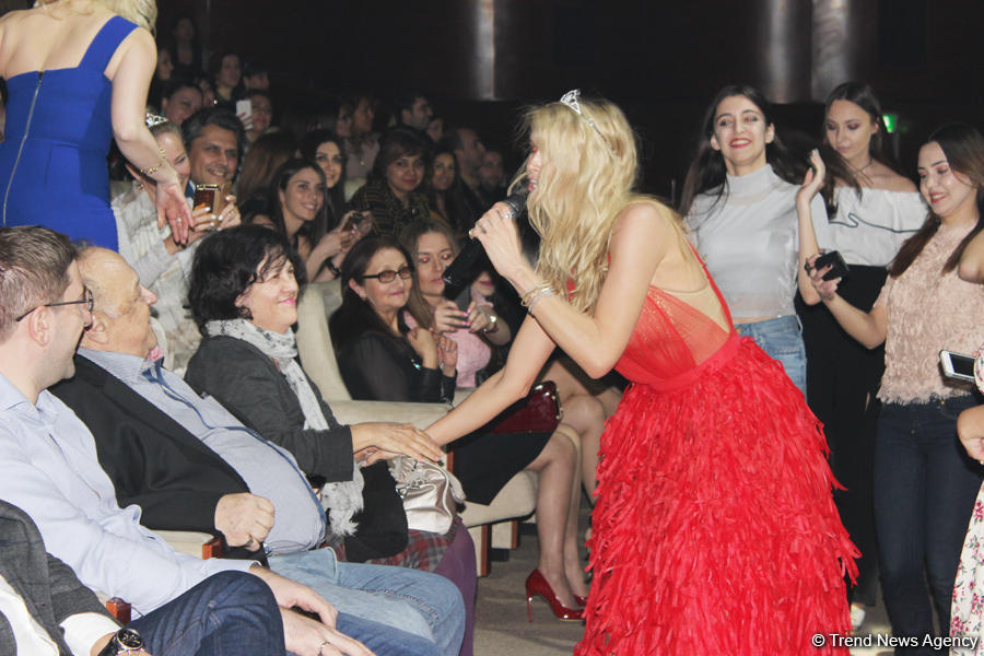 Баку – город №1: Лучшие друзья девушек – это не бриллианты, а азербайджанцы – концерт Веры Брежневой (ФОТО)