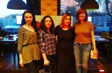 Как нарисовать запах женщины? Гюнель Равилова показала, как это сделать (ФОТО)