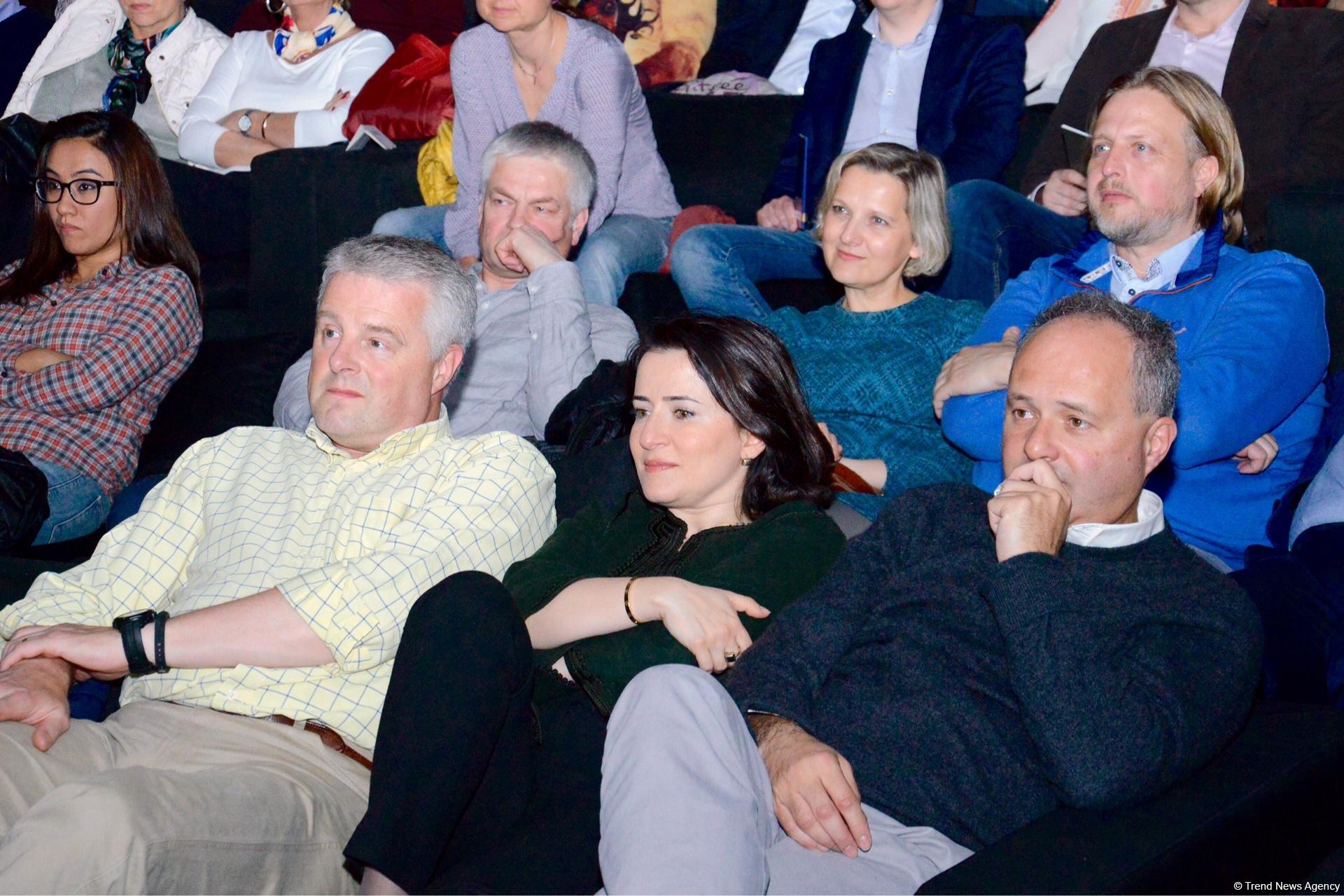 Шедевры польского кинематографа в Баку: открытие фестиваля "Висла" (ФОТО)