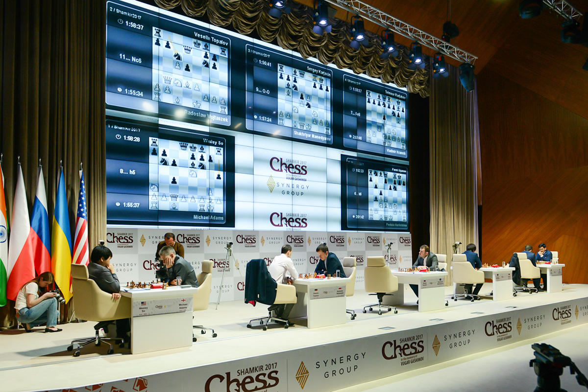 Противостояние "Реала" и "Барселоны" дошло до шахматного турнира в Азербайджане (ФОТО)