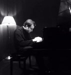 Танго Анджелины Джоли и Брэда Питта, или День рождения азербайджанского музыканта в Вене (ФОТО)