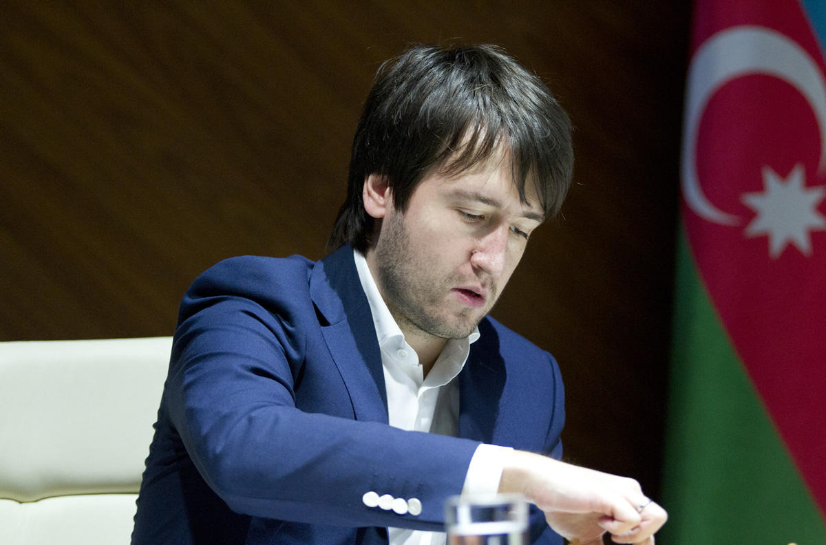 Футбольные битвы на шахматном турнире в Азербайджане. Интеллект или техника? (ФОТО)