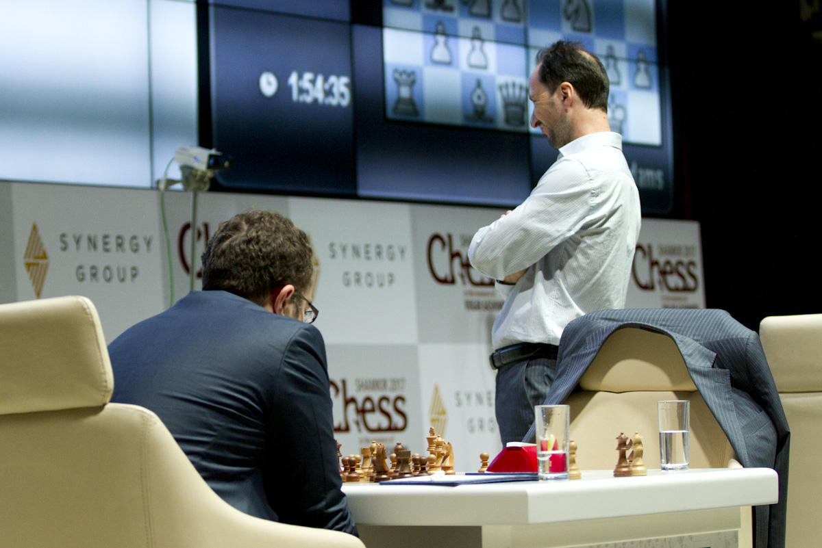 Футбольные битвы на шахматном турнире в Азербайджане. Интеллект или техника? (ФОТО)