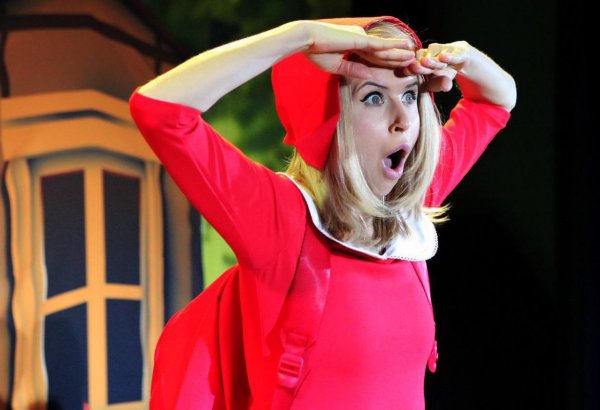 В Баку приедет звезда сериала "Папины дочки" Мирослава Карпович (ФОТО)