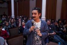 Задорный смех и юмор на бакинской сцене: почетный гость – супруга Анара Мамедханова  (ФОТО)