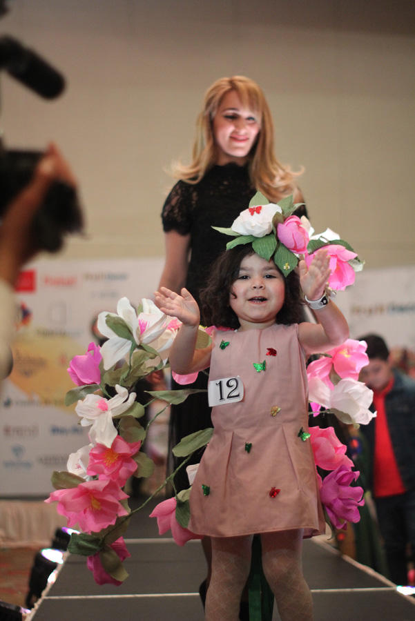 Самые очаровательные азербайджанские дети в конкурсе Colorfull spring (ФОТО)