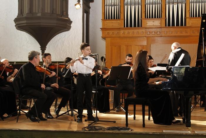 В Баку прошел вечер классической музыки памяти общенационального лидера Гейдара Алиева (ФОТО)