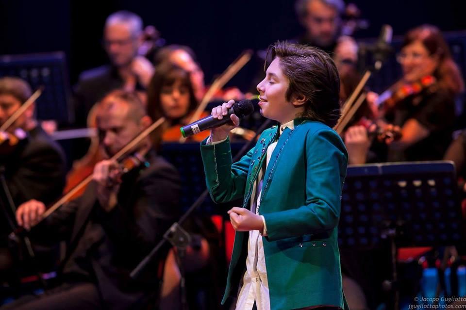 Рустам Керимов с песней Элтона Джона выступил в Сан-Ремо (ФОТО)