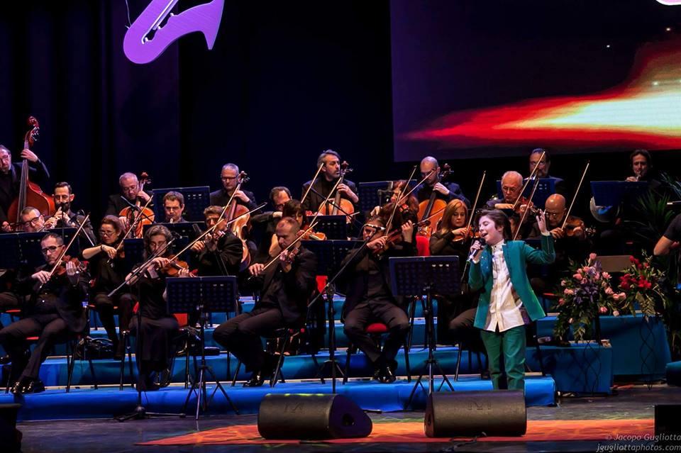 Рустам Керимов с песней Элтона Джона выступил в Сан-Ремо (ФОТО)