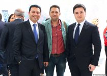 В Баку открылась выставка Вугара Мурадова "Сходства", посвященная ковровому искусству (ФОТО)