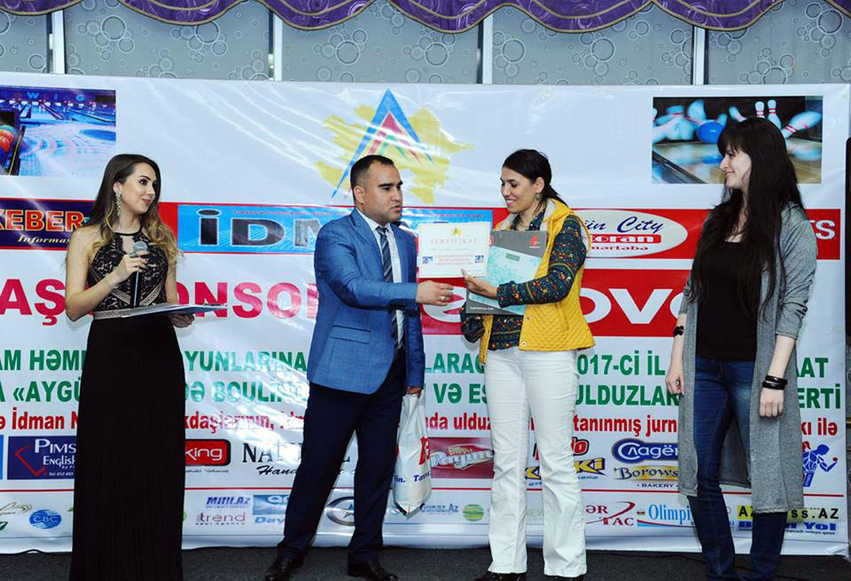 В Баку определились победители турнира по боулингу среди звезд и спортсменов (ФОТО)