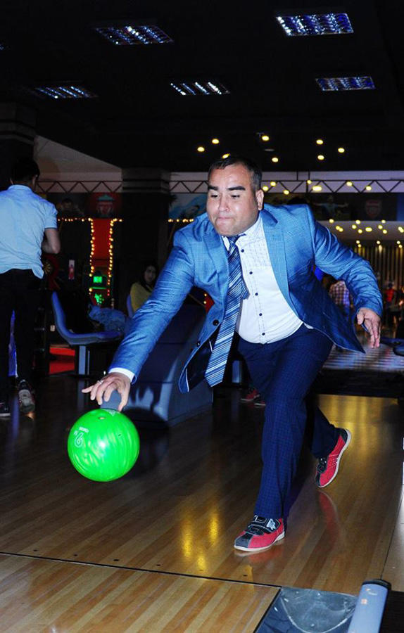 В Баку определились победители турнира по боулингу среди звезд и спортсменов (ФОТО)