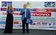 В Баку определились победители турнира по боулингу среди звезд и спортсменов (ФОТО)